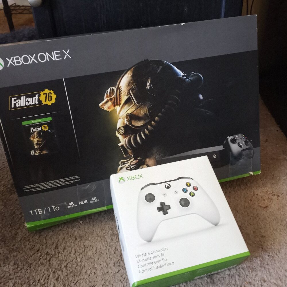 XBox One One X Fallout 76 1 TB Console w/ Controller - Black Extra Controller -W